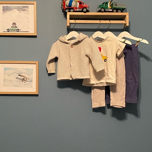 Baby lot - Picture 1 of 3